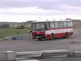 on a crash test, the bus crushed a crowd of spectators (tin.).