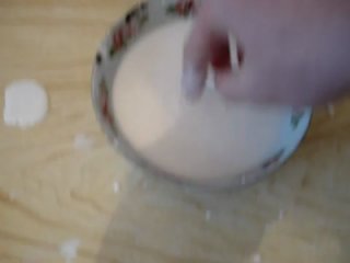 experiments with non-newtonian fluid